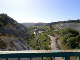 auf dem Weg zum Eingang