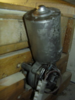 Scheibenwischermotor als Antrieb